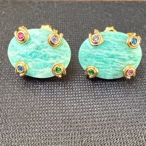 Elegant Gold and Green Earrings